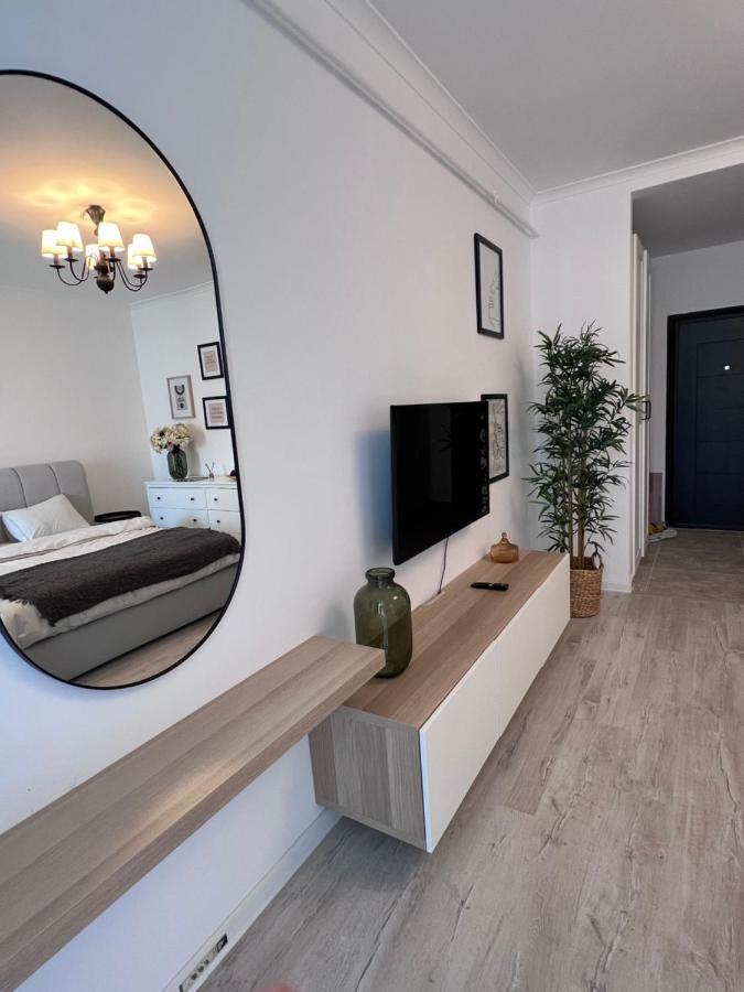 Amena Residence Chiajna ภายนอก รูปภาพ